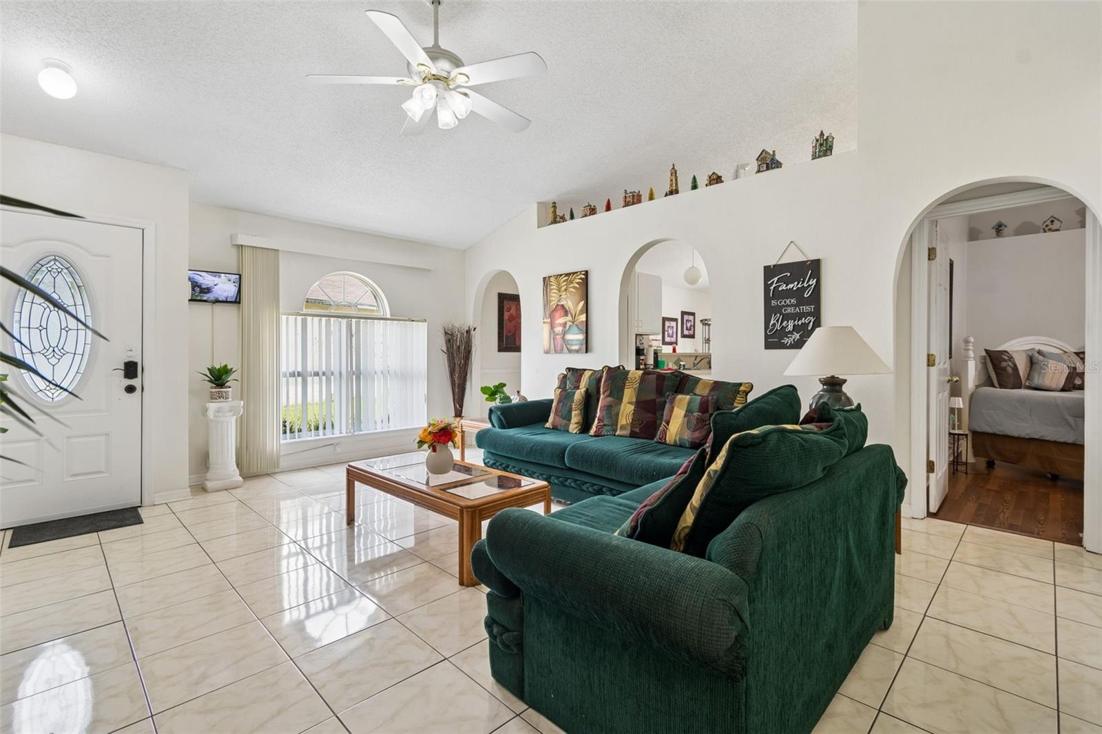PINE RIDGE - Residential