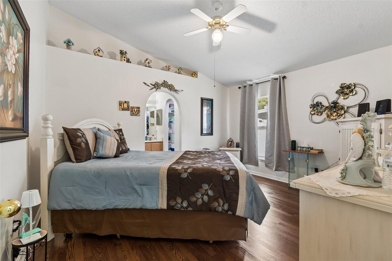 PINE RIDGE - Residential