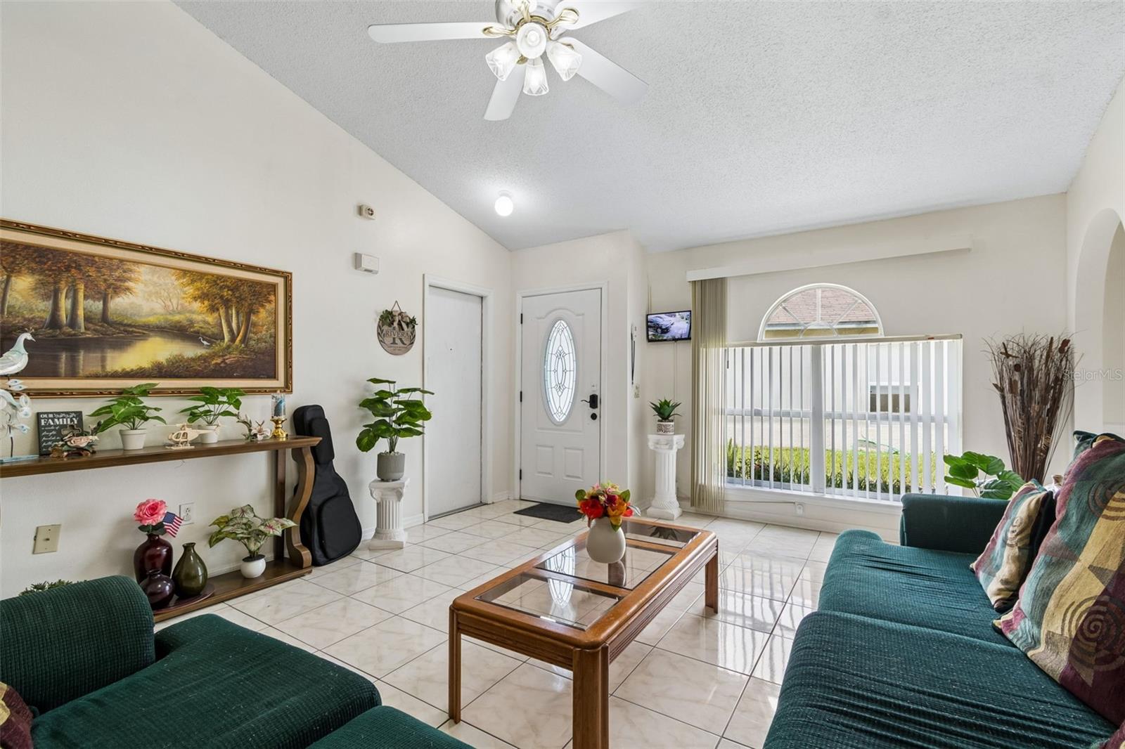 PINE RIDGE - Residential