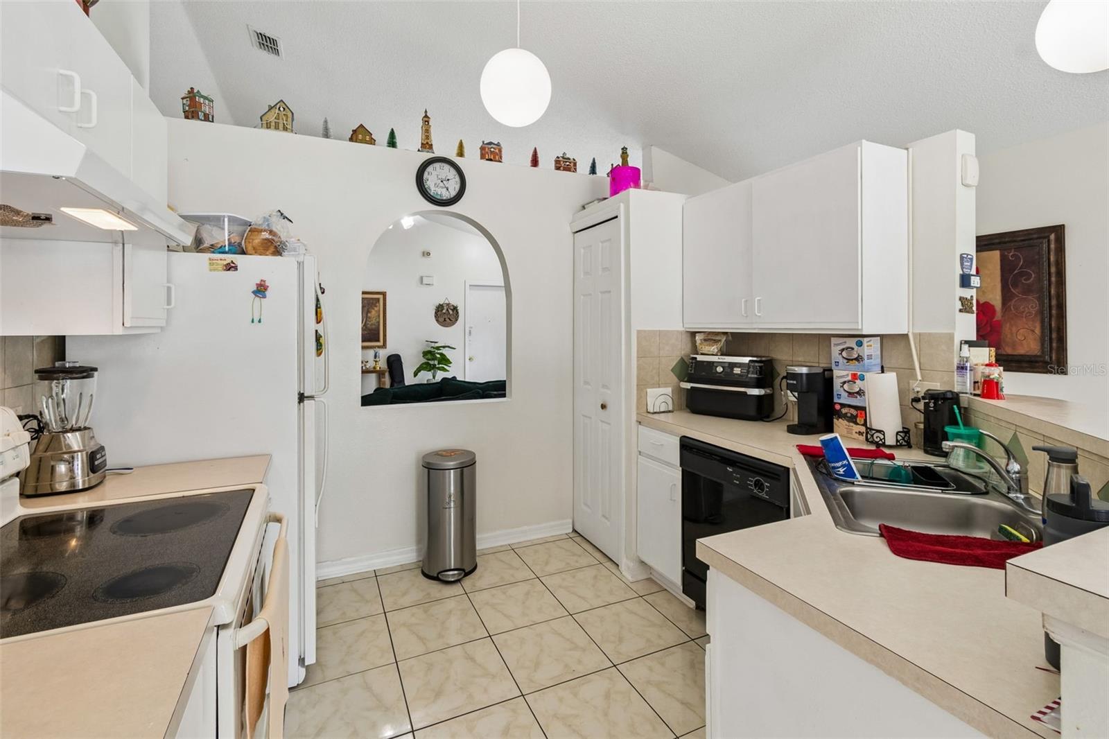 PINE RIDGE - Residential
