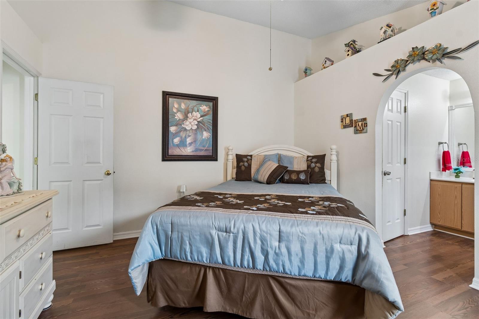 PINE RIDGE - Residential
