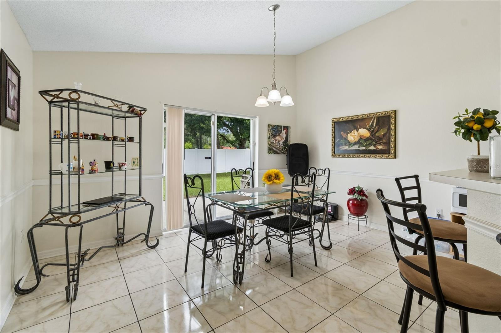 PINE RIDGE - Residential
