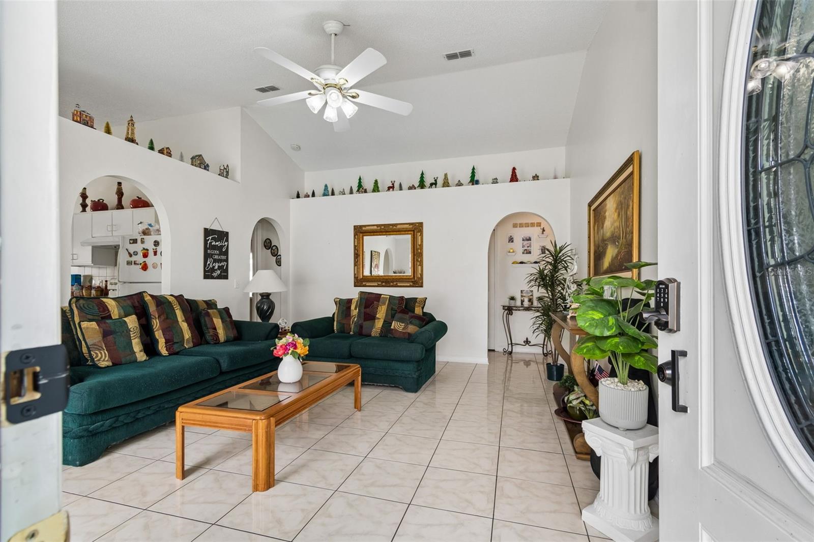 PINE RIDGE - Residential