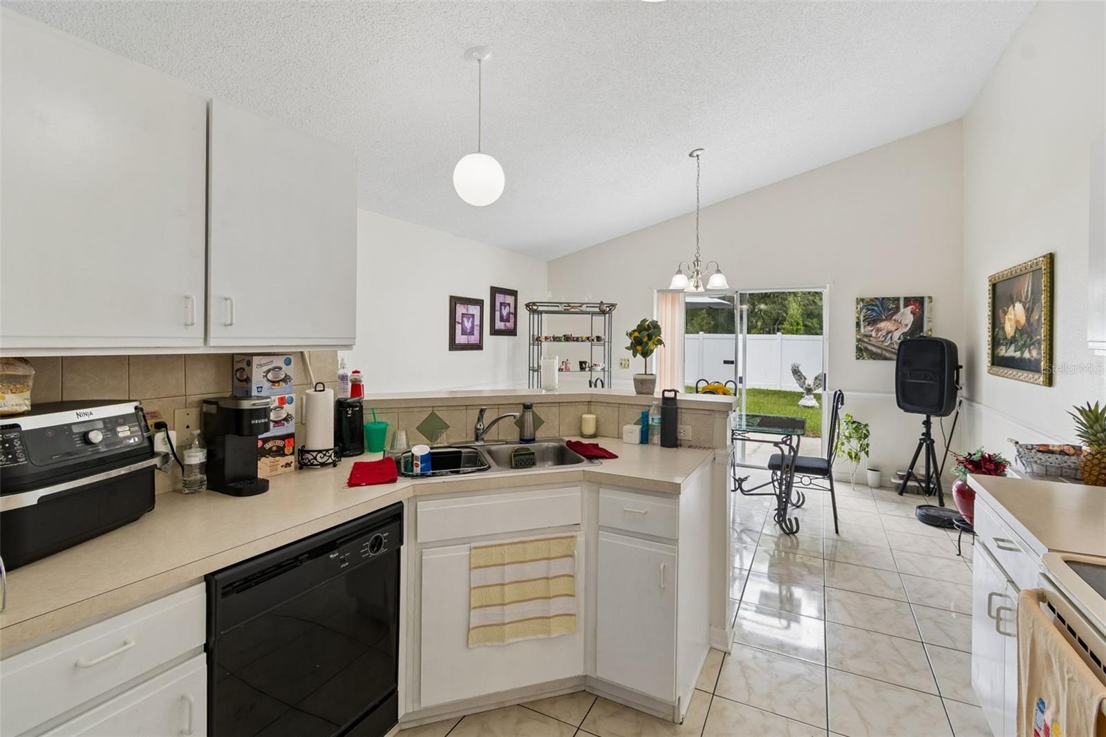 PINE RIDGE - Residential