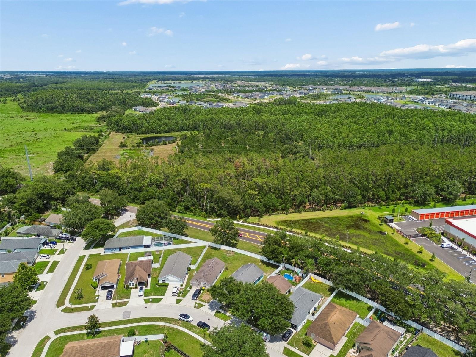 PINE RIDGE - Residential