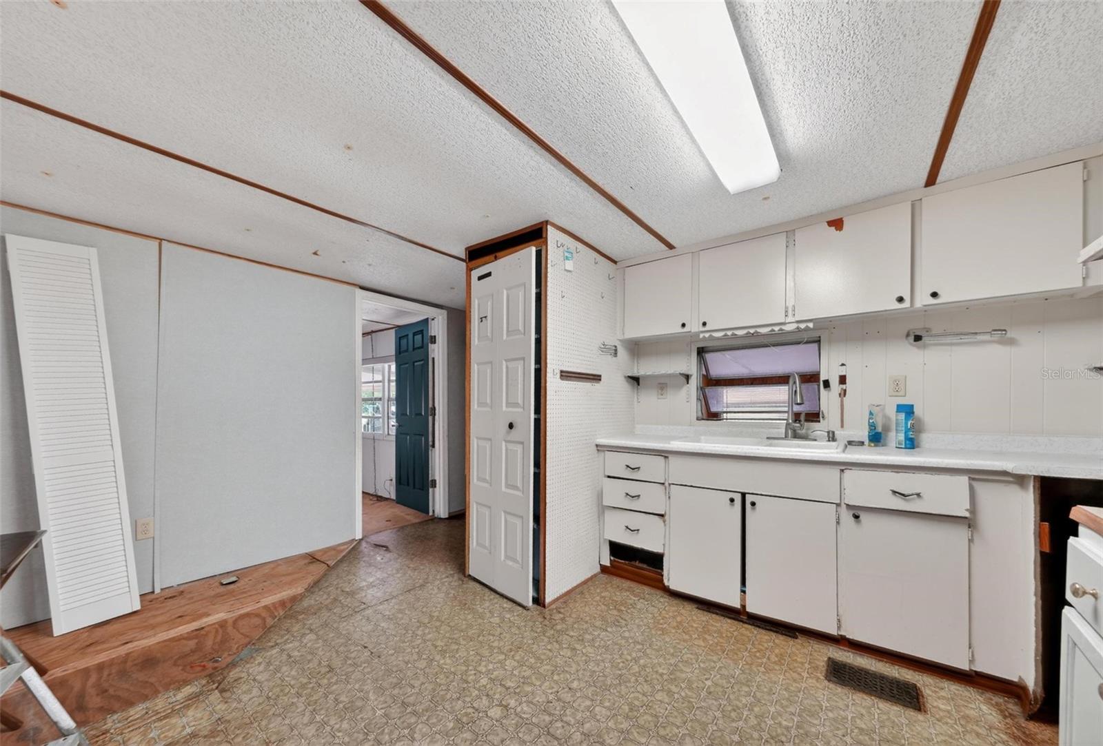INDIAN HARBOR ESTATES UNIT 01 - Residential