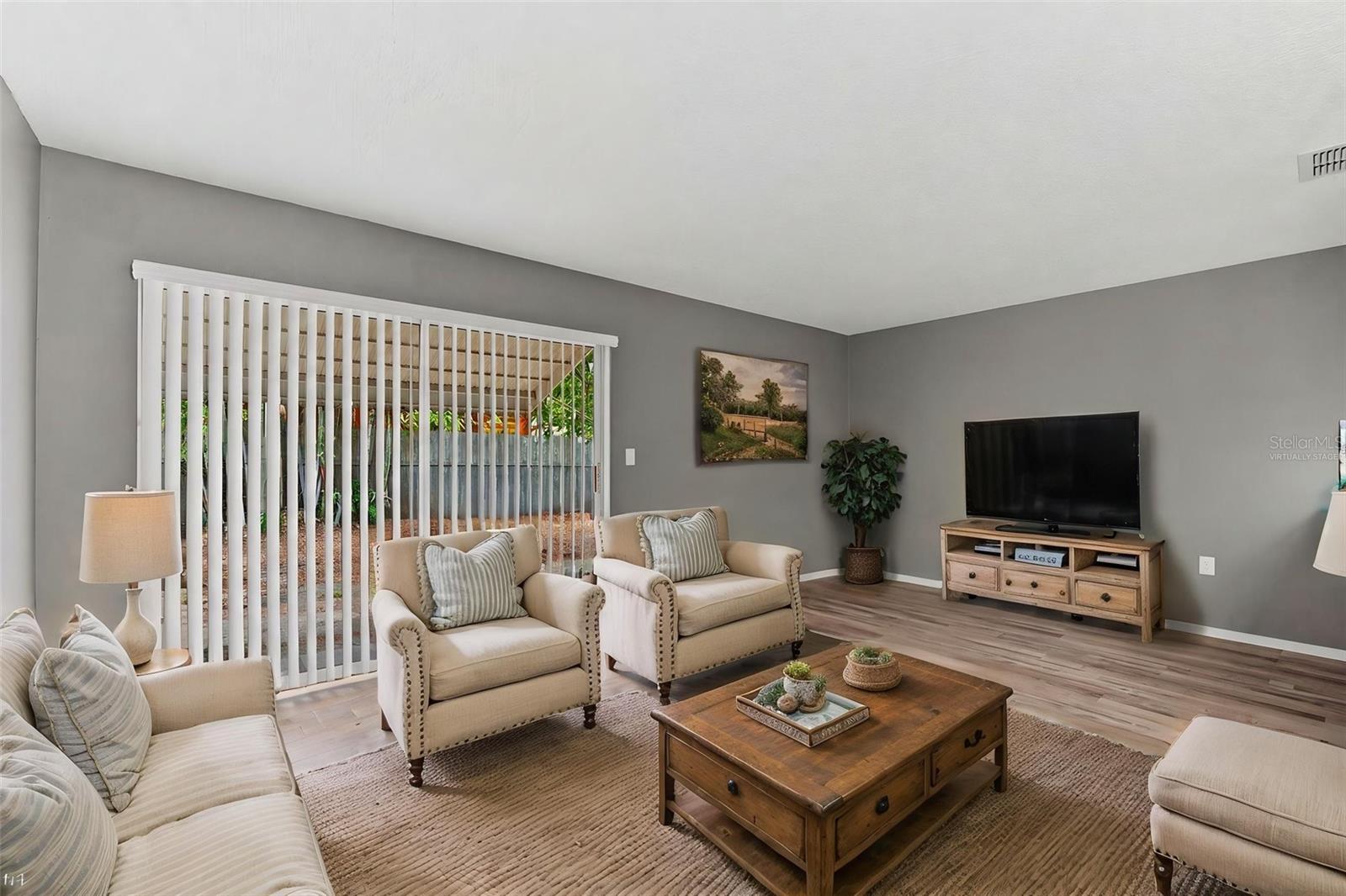 RIDGEWOOD - Residential