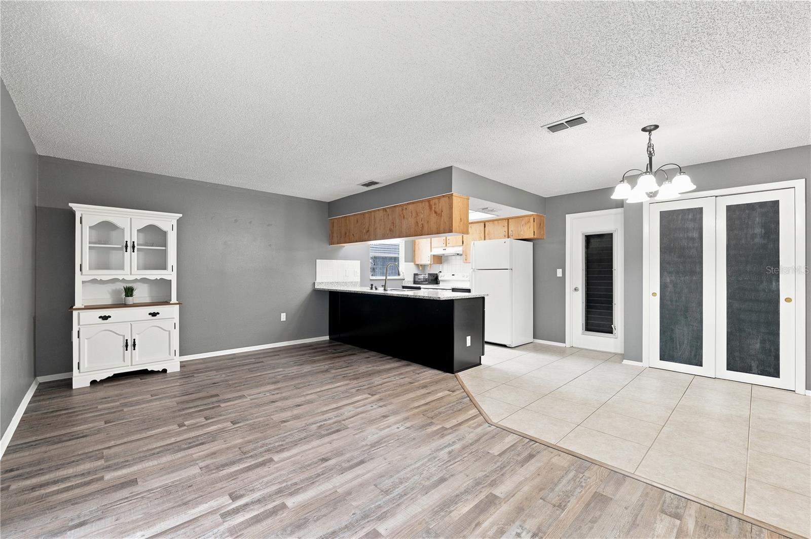 RIDGEWOOD - Residential