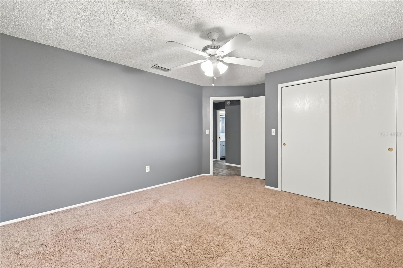 RIDGEWOOD - Residential