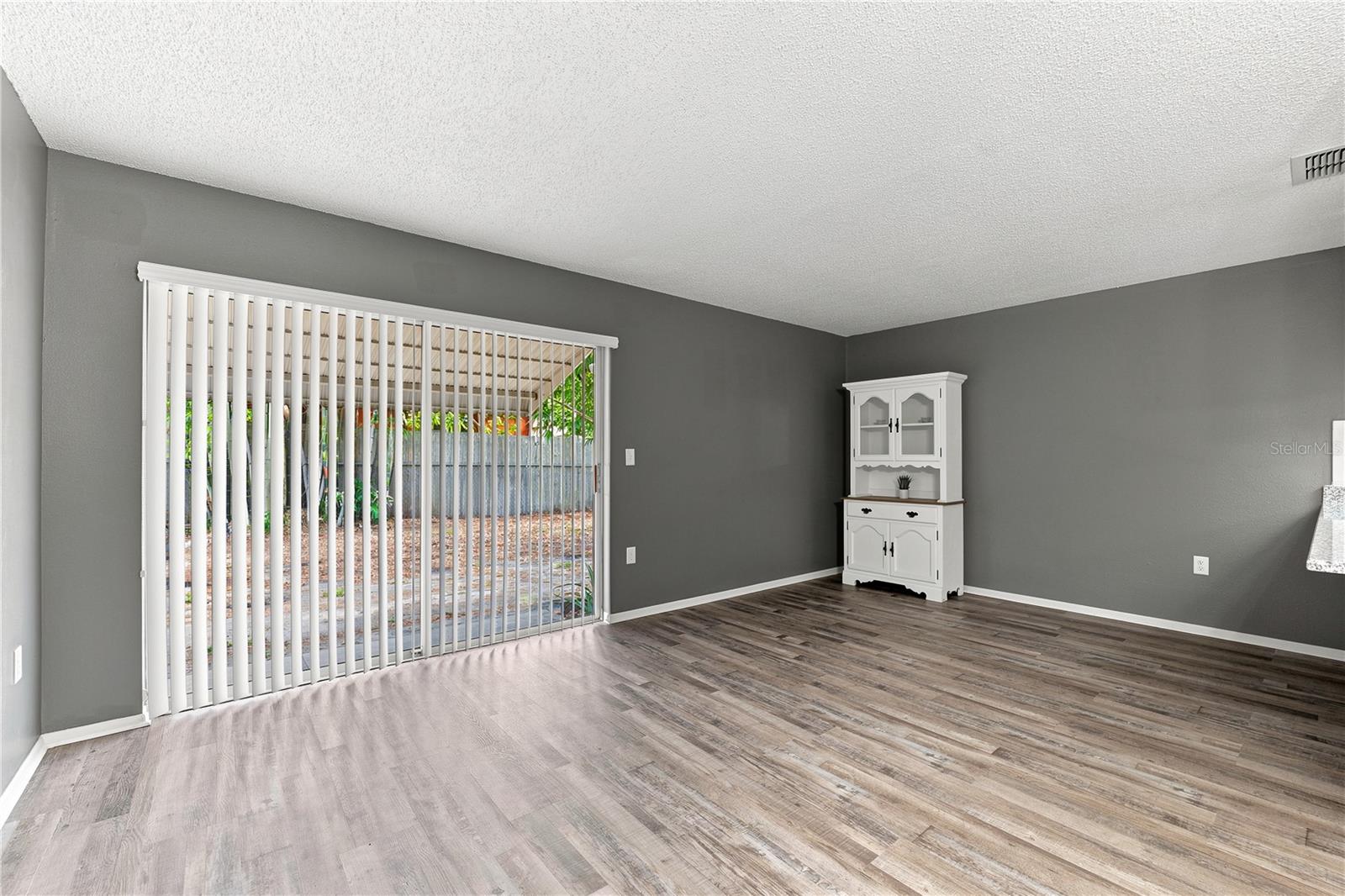 RIDGEWOOD - Residential