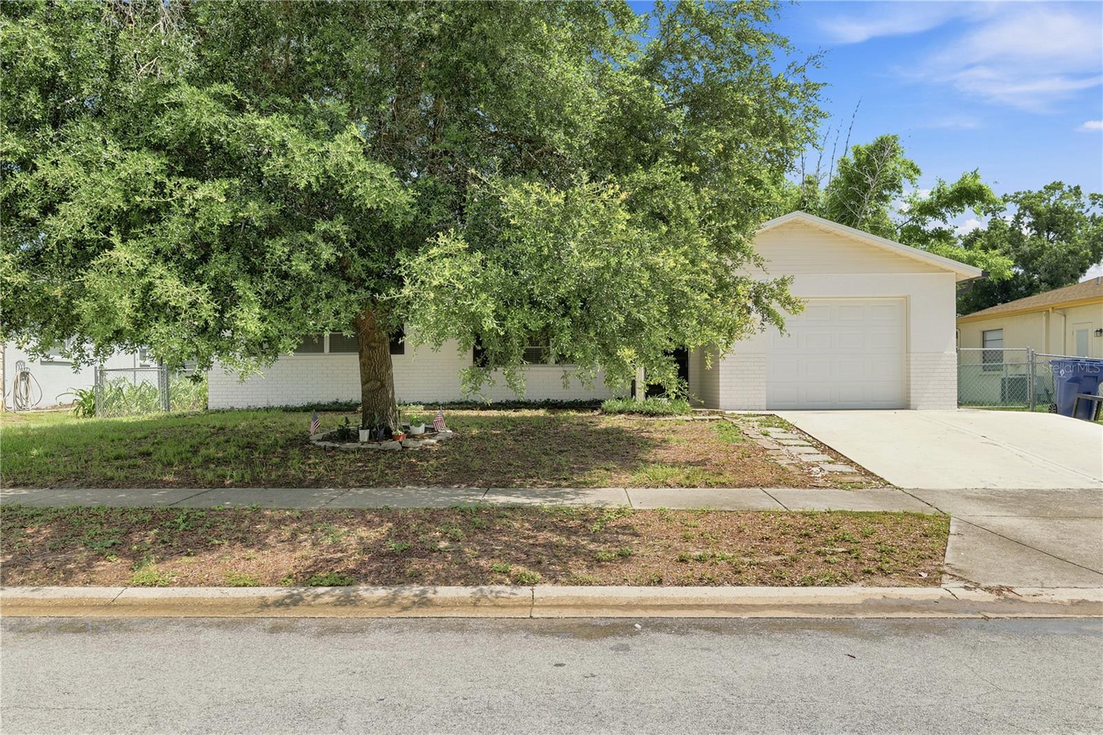 RIDGEWOOD - Residential