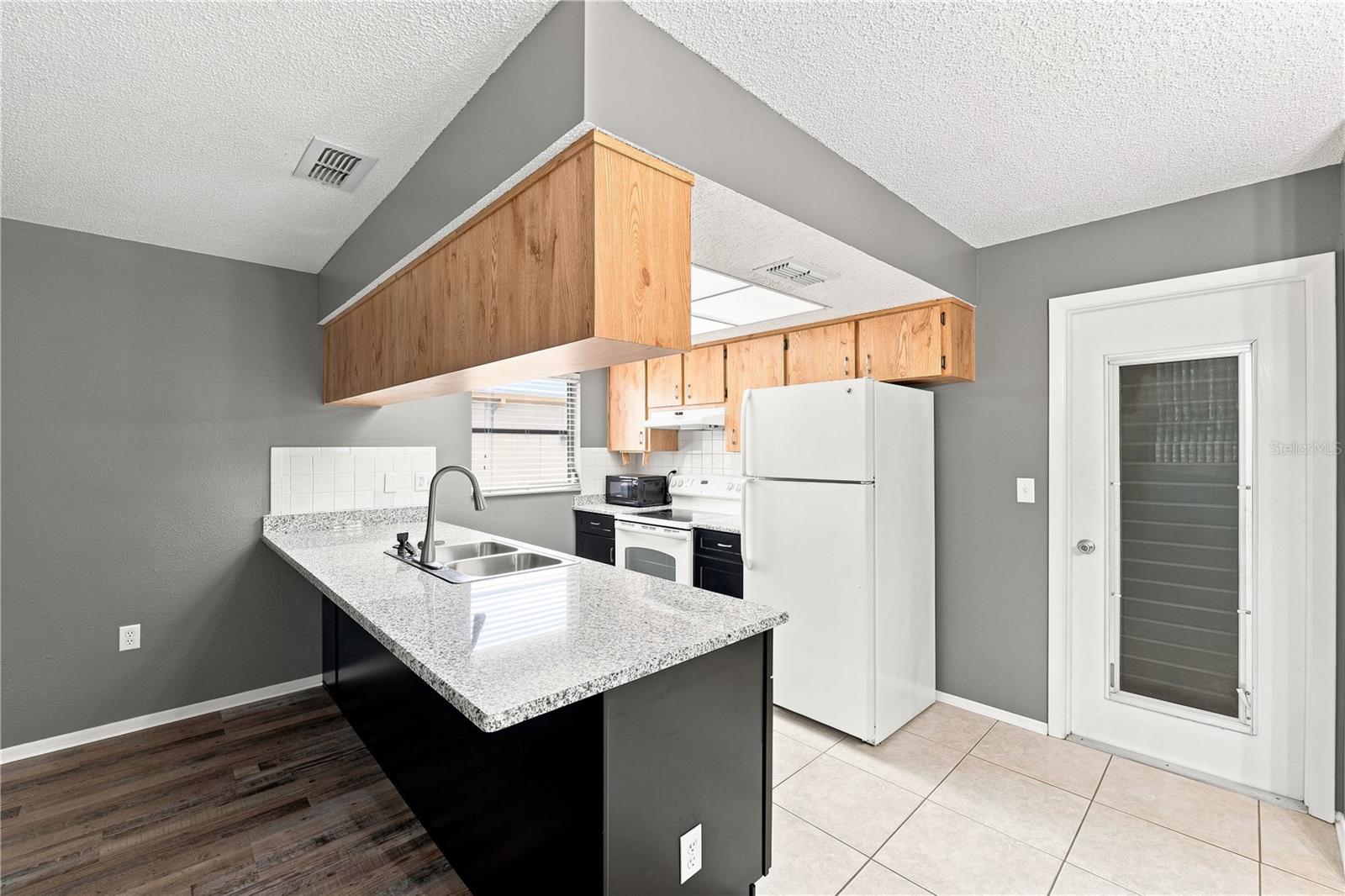 RIDGEWOOD - Residential