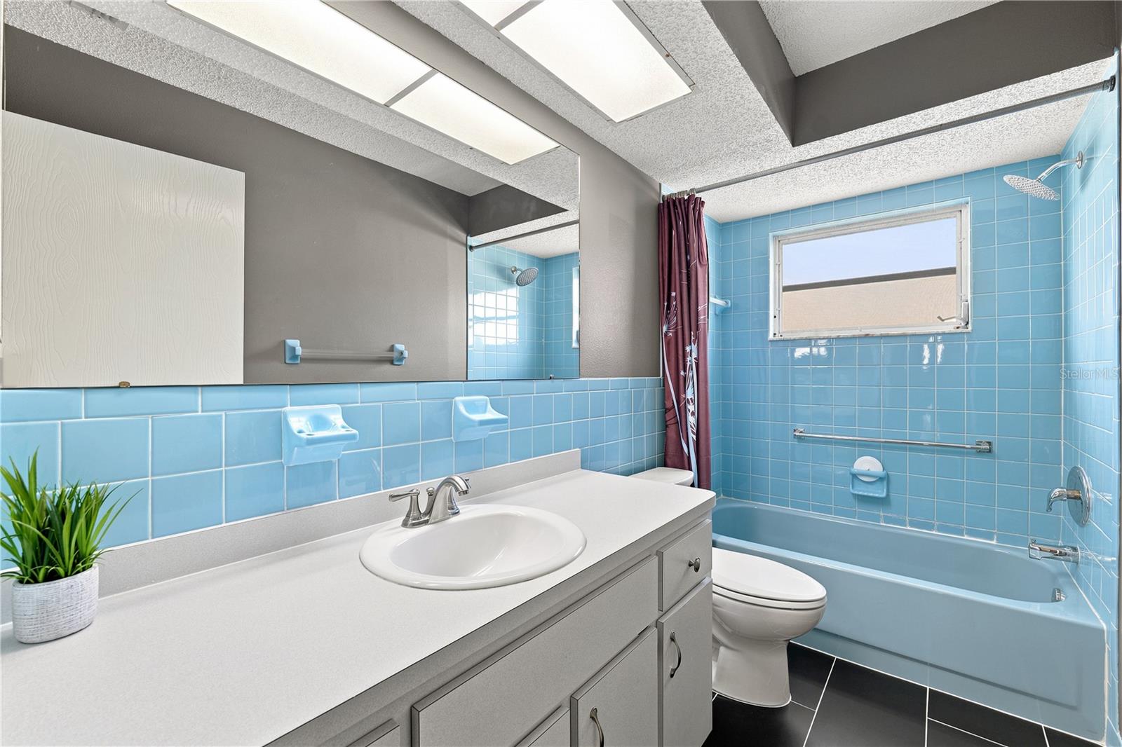 RIDGEWOOD - Residential