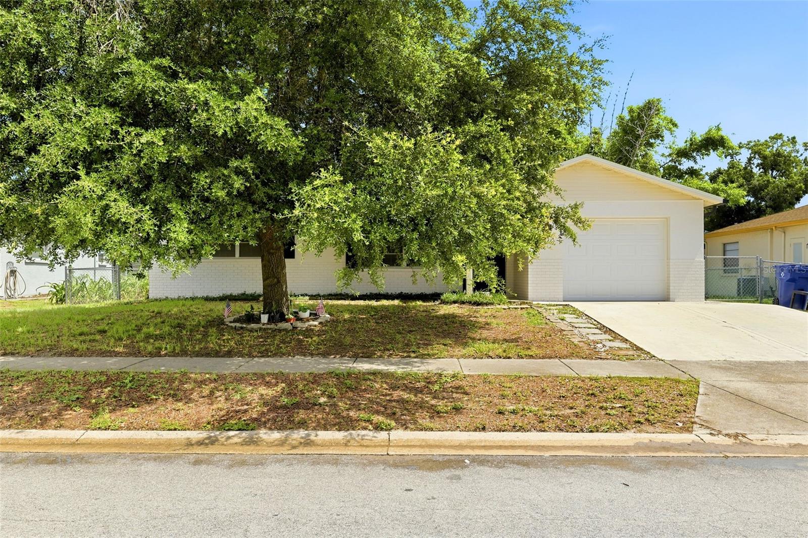 RIDGEWOOD - Residential