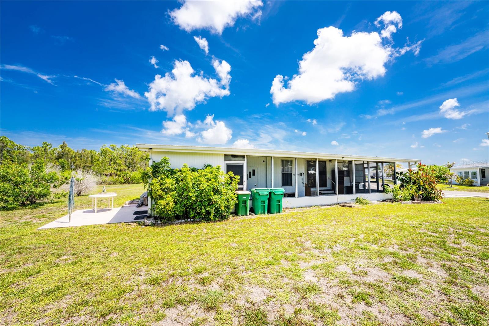 VILLAGE HOLIDAY LAKE - Residential