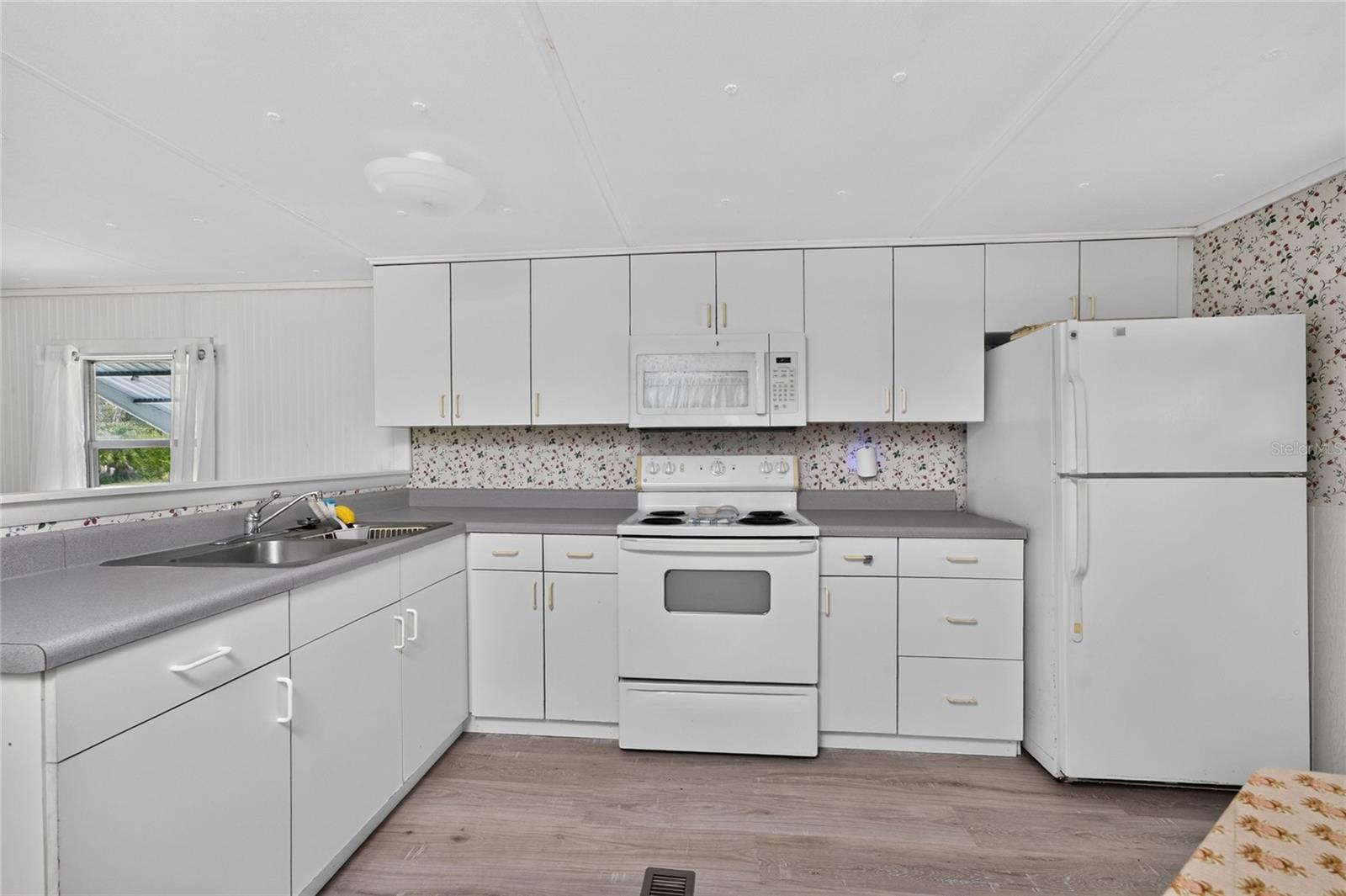 VILLAGE HOLIDAY LAKE - Residential