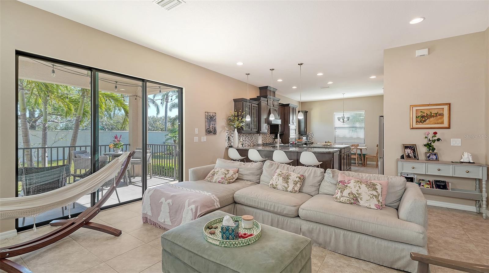 LEGENDS BAY - Residential