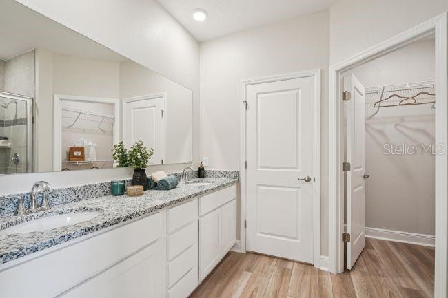 OAKHAVEN WALK - Residential