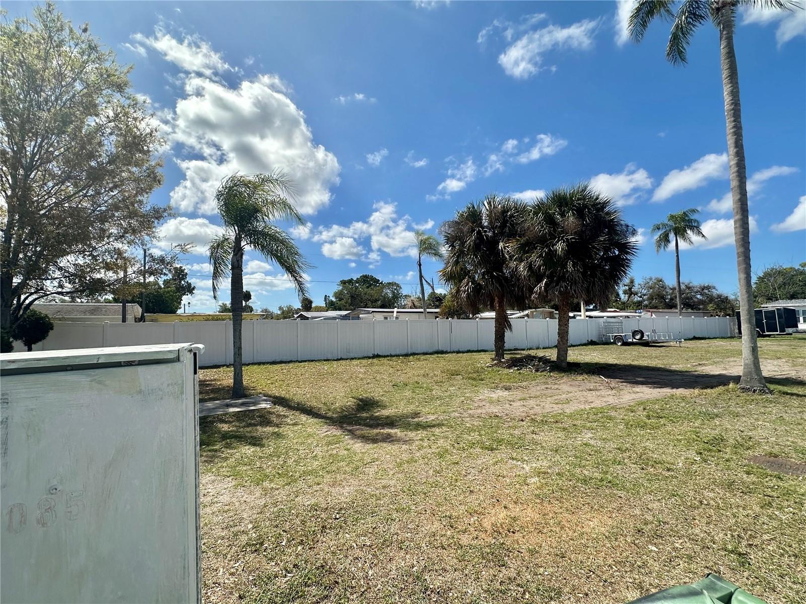 BRADENTON TROPICAL PALMS CO-OP - Residential