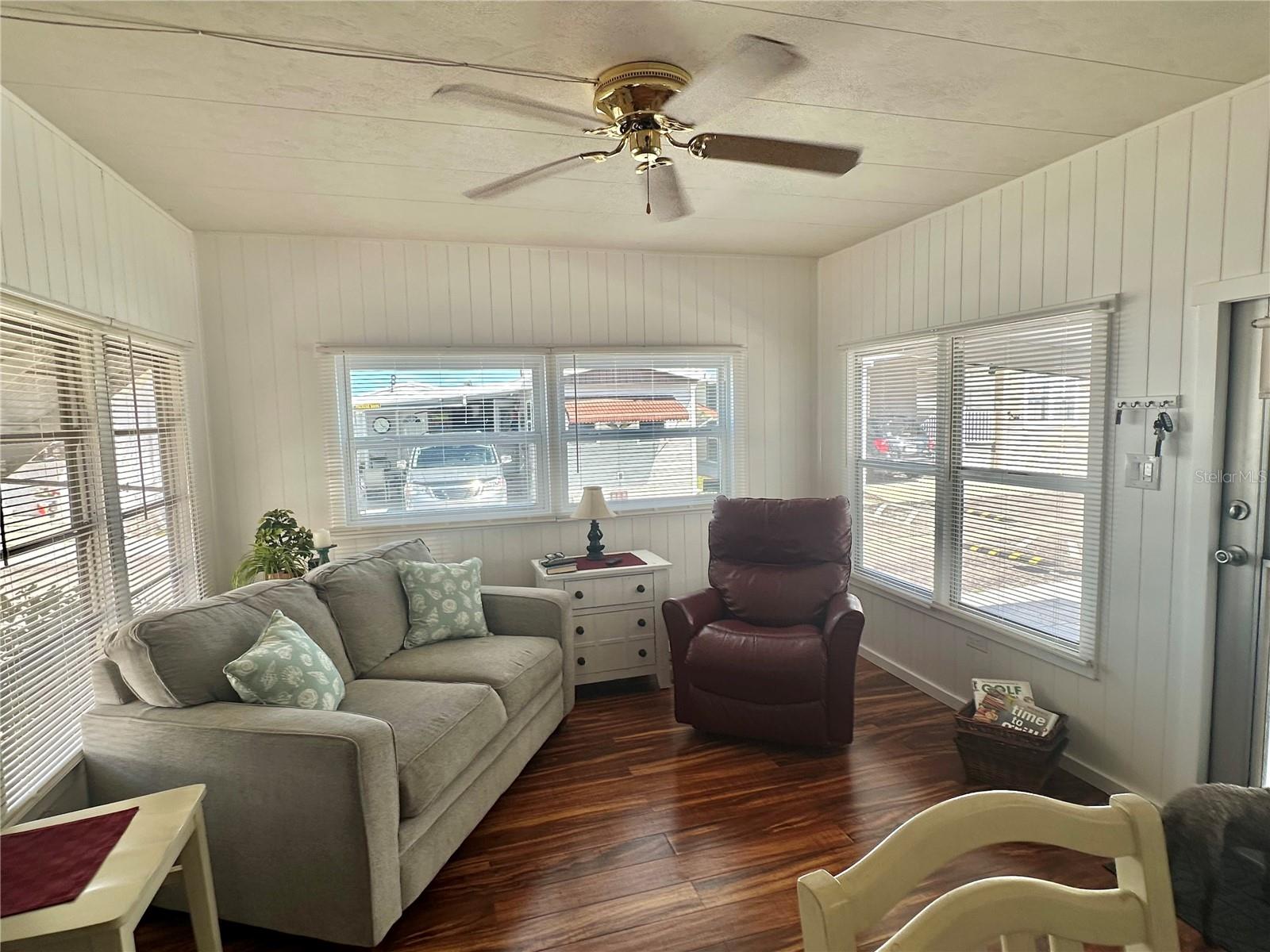 BRADENTON TROPICAL PALMS CO-OP - Residential