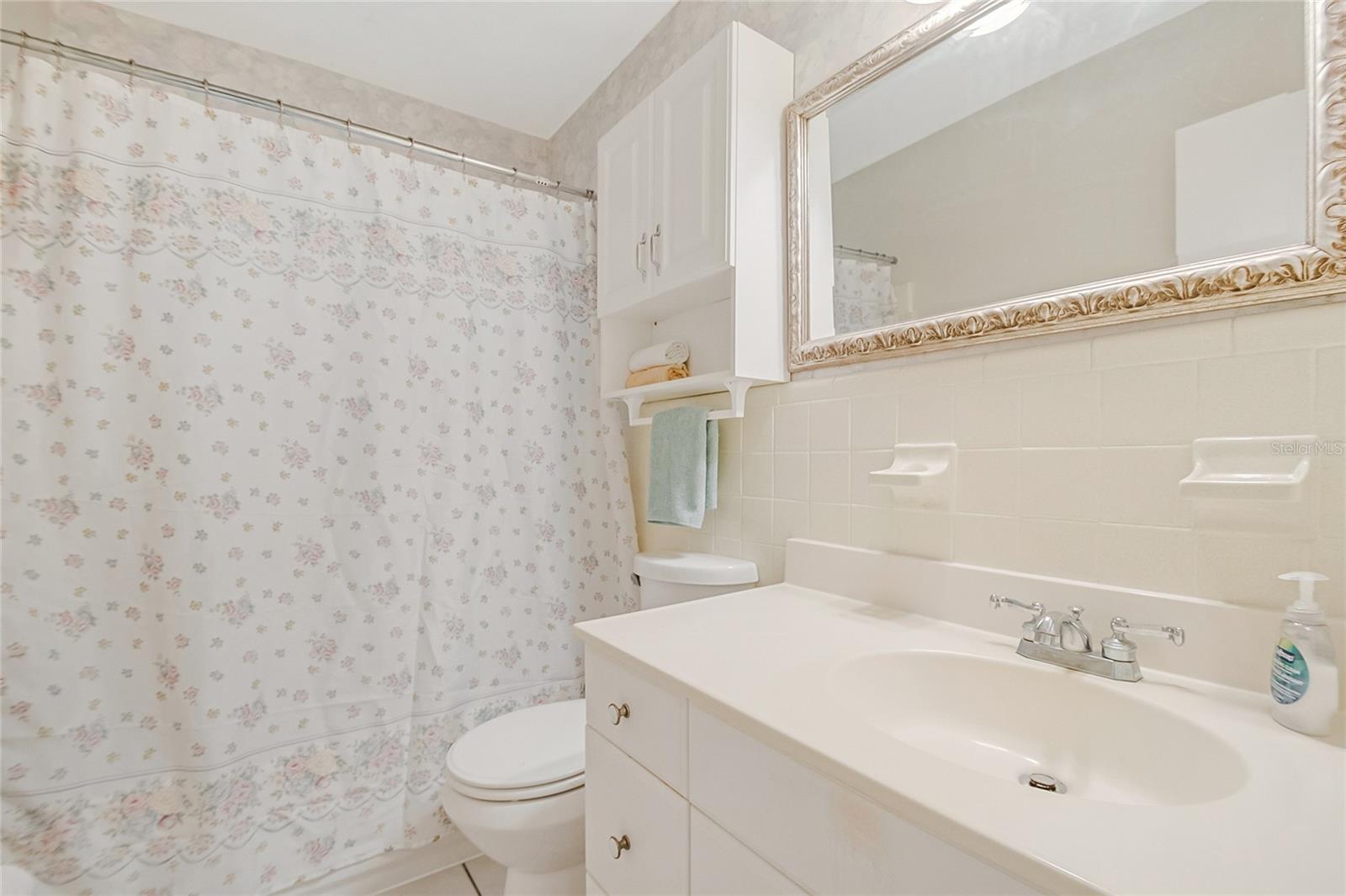 OAKLAND ESTATES 1ST SEC - Residential