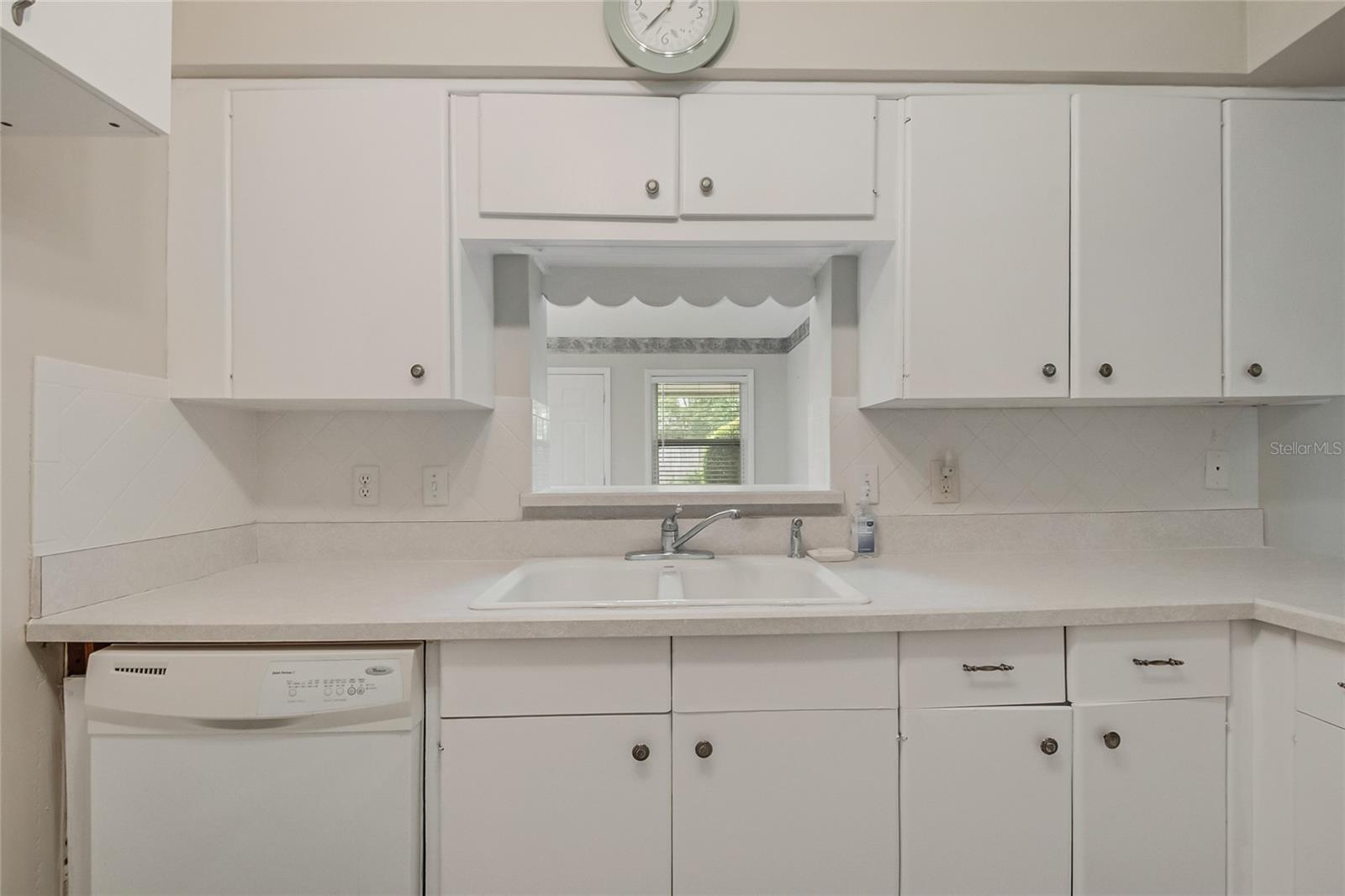 OAKLAND ESTATES 1ST SEC - Residential