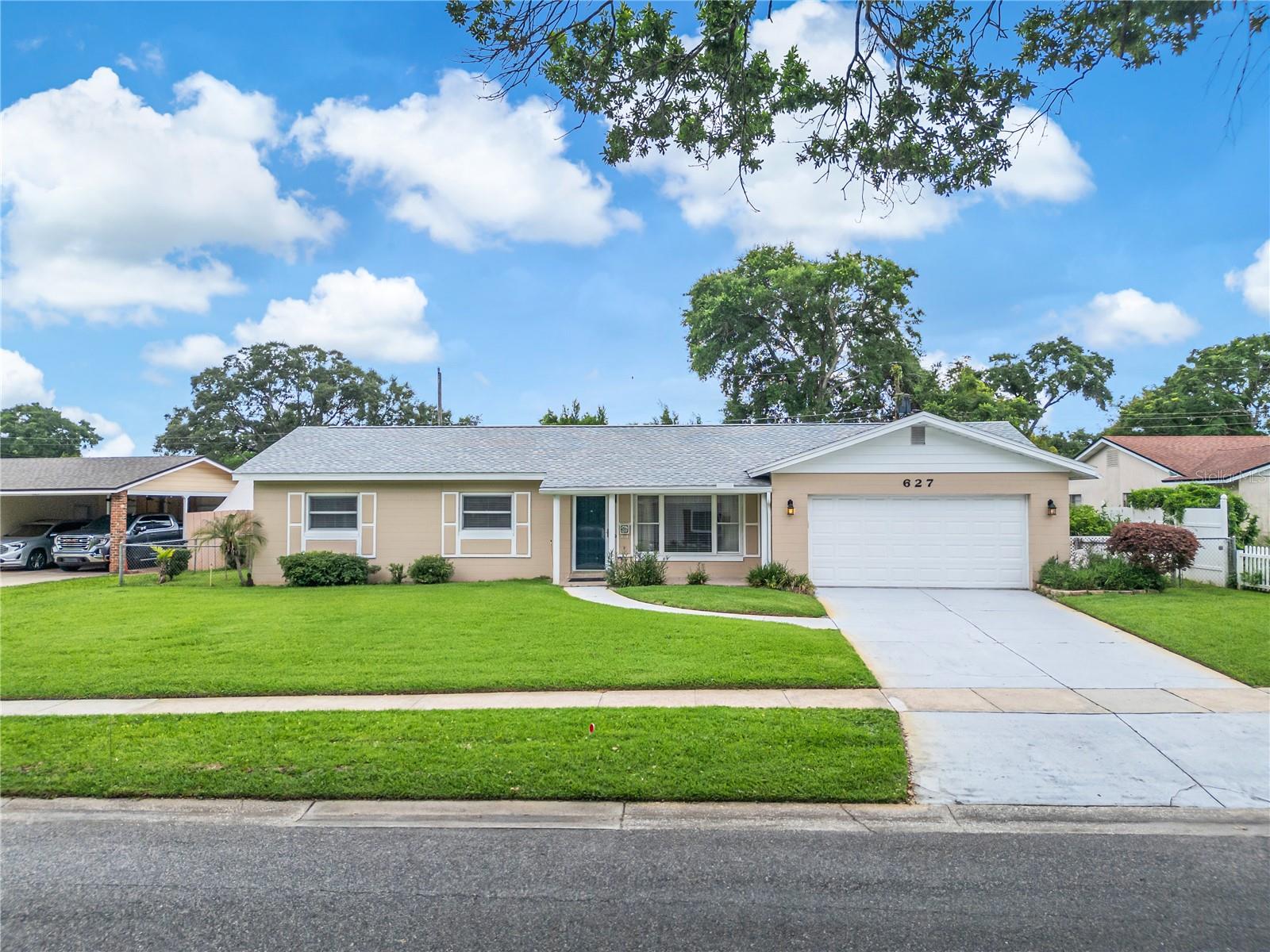 OAKLAND ESTATES 1ST SEC - Residential