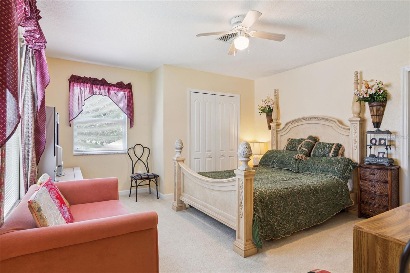 SEVILLE CHASE - Residential