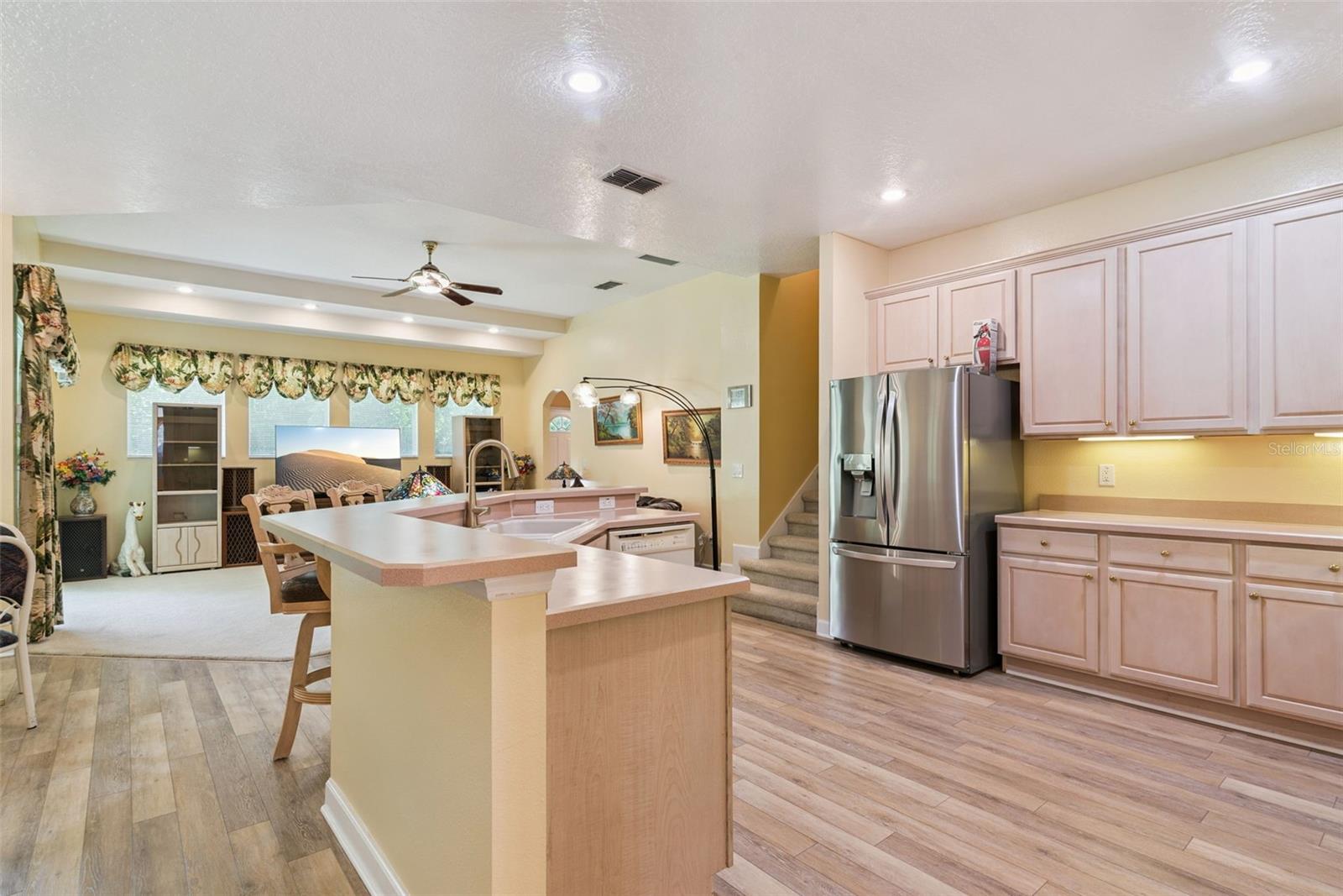 SEVILLE CHASE - Residential