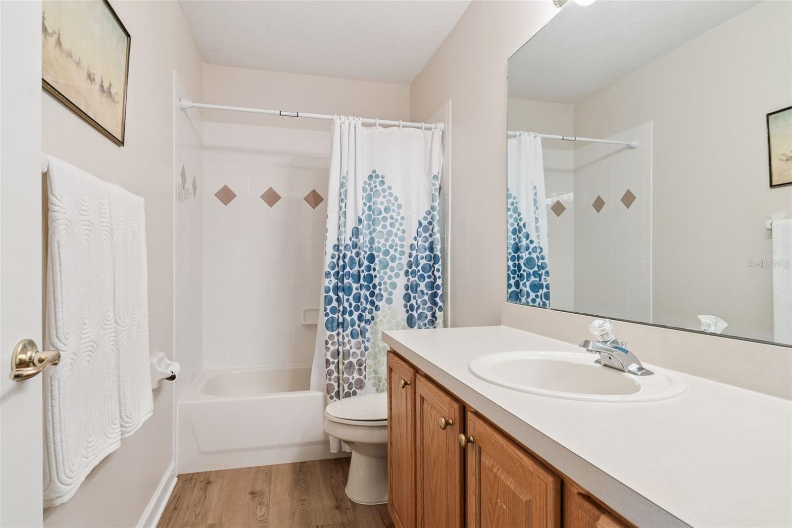 SEVILLE CHASE - Residential