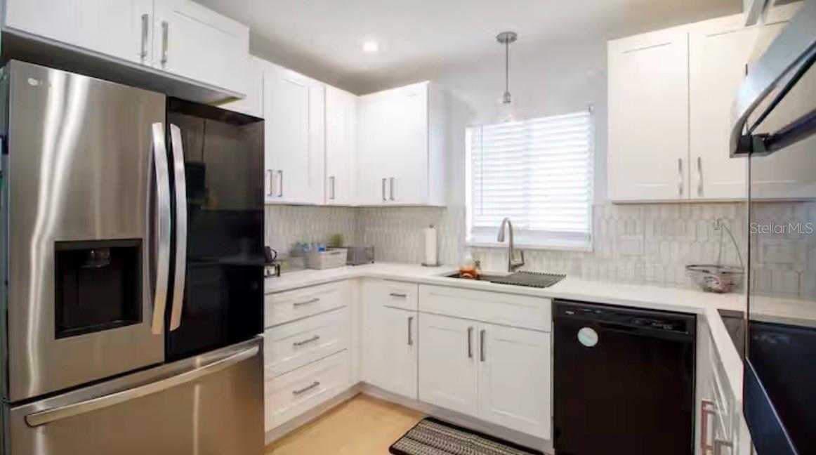 ANGLERS ACRES - Residential