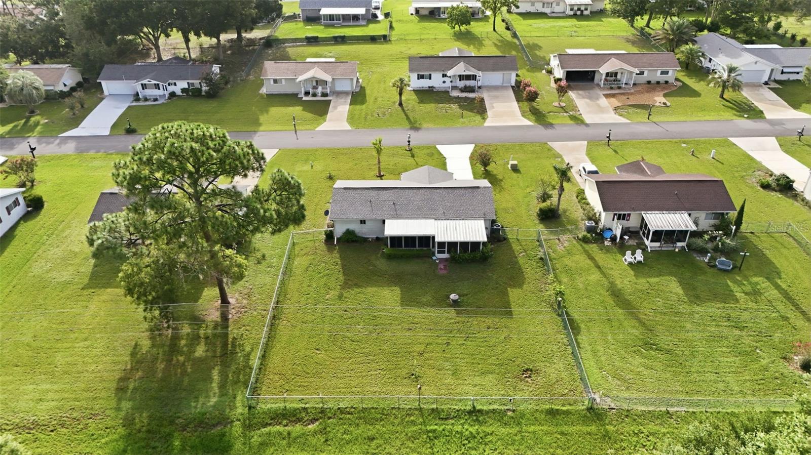 PALM CAY 02 - Residential