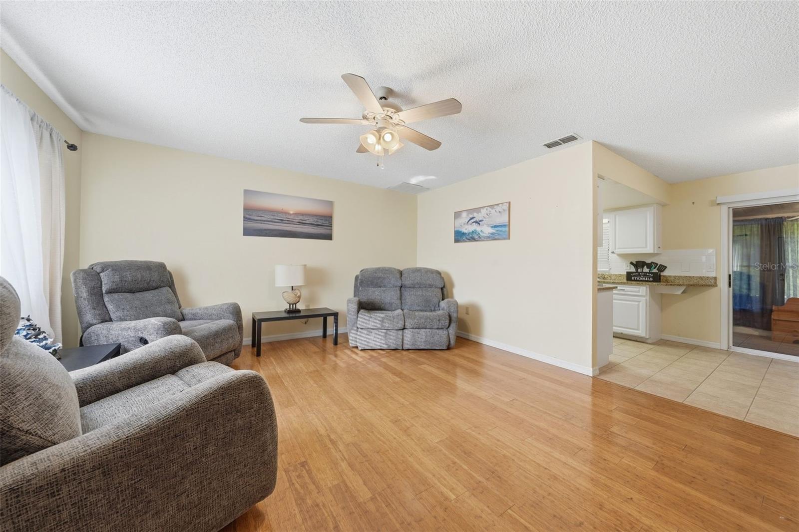 PALM CAY 02 - Residential