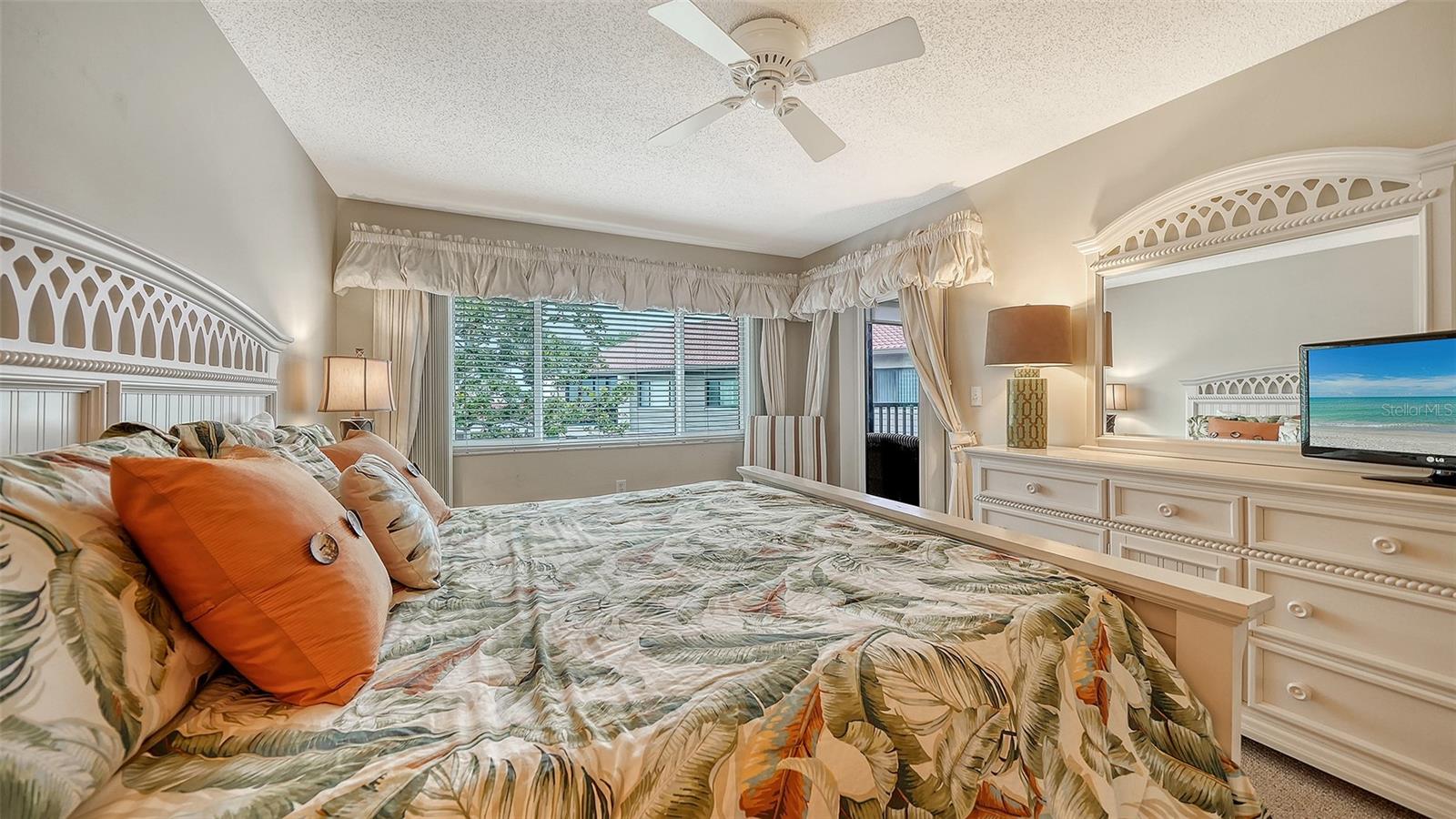 SIESTA DUNES BEACH - Residential