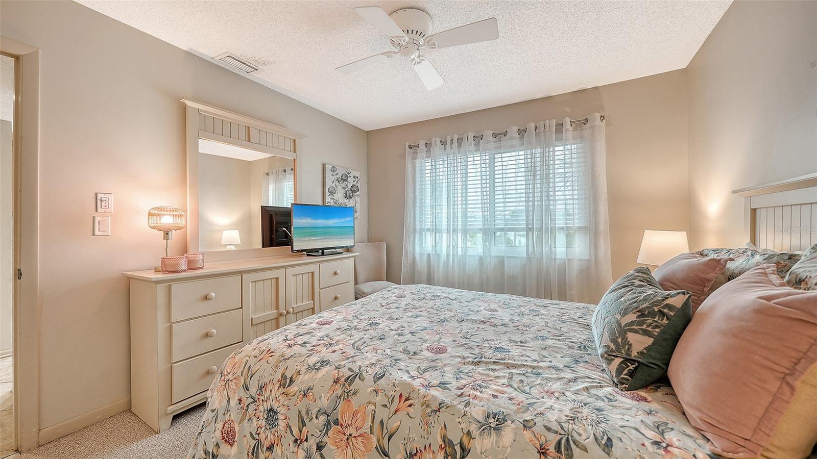 SIESTA DUNES BEACH - Residential