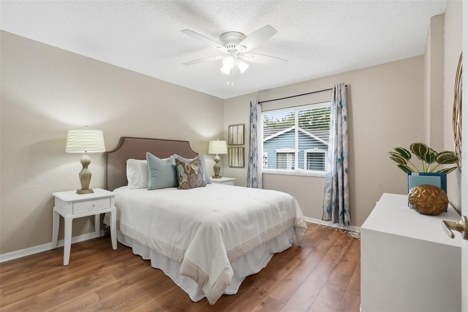 BLUFFS THE AT THE HEATHER IV - Residential