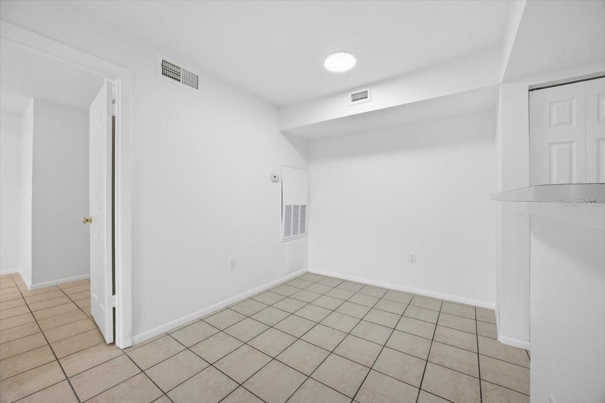 BLOSSOM PARK VILLAS CONDO - Residential