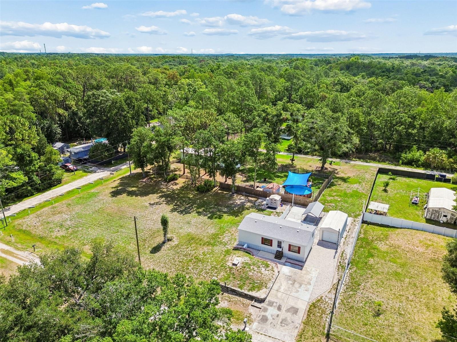 MOON LAKE ESTATES - Residential