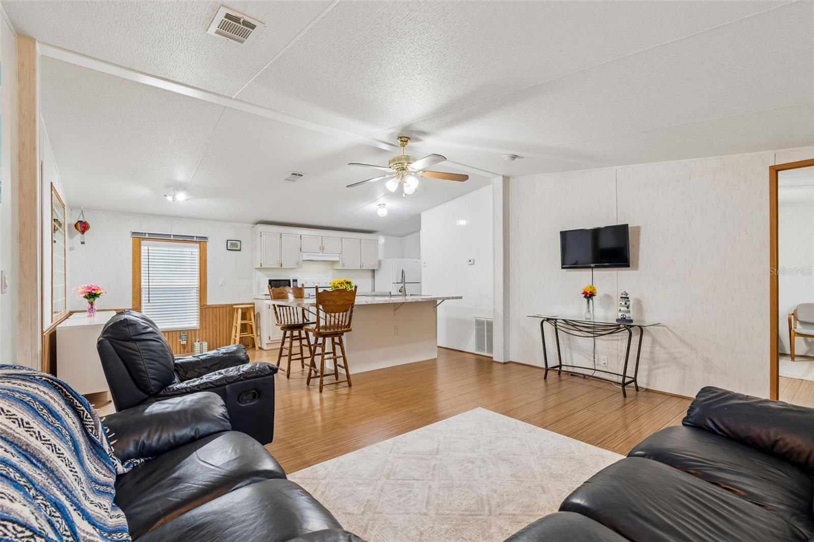 MOON LAKE ESTATES - Residential