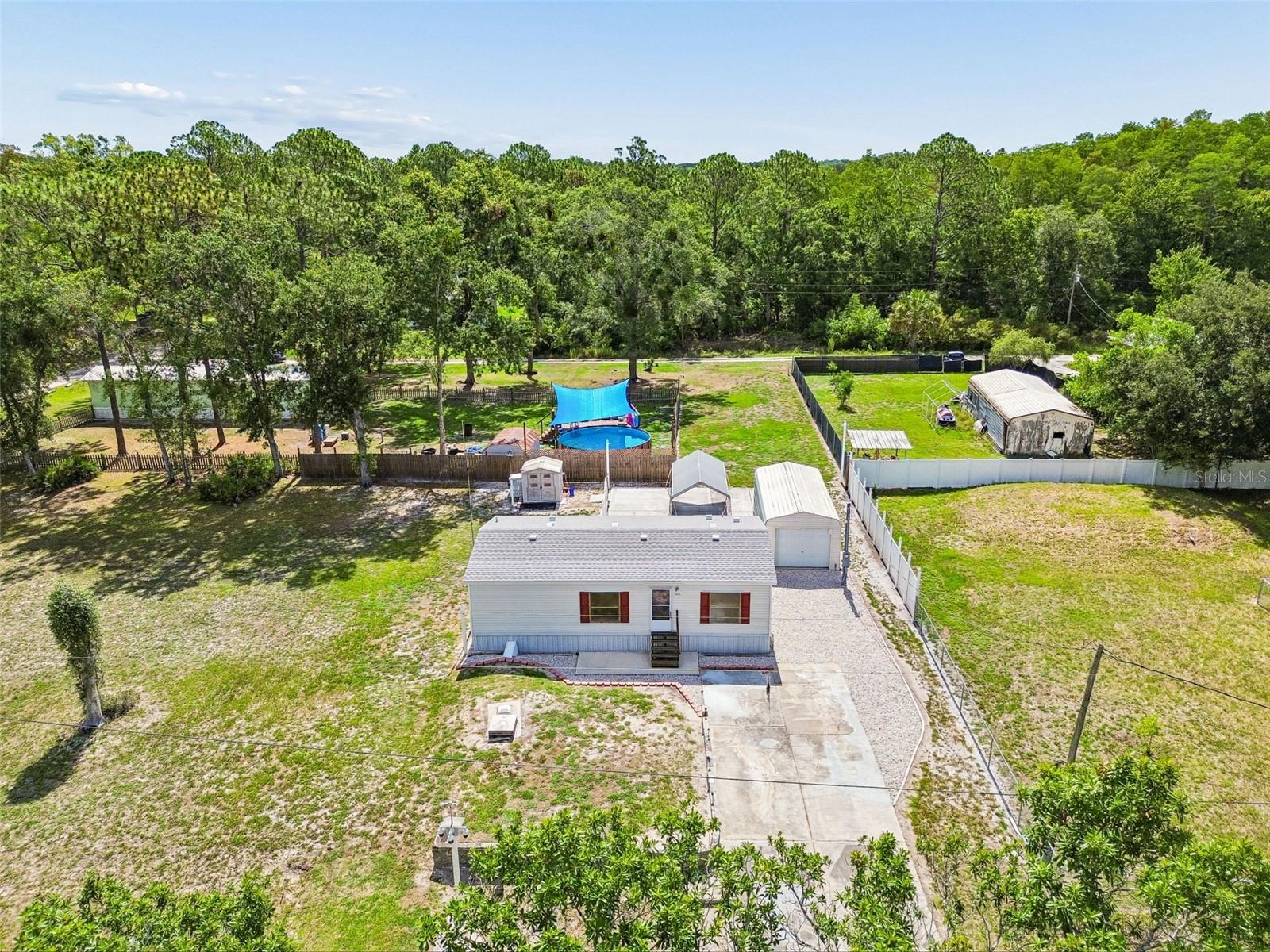 MOON LAKE ESTATES - Residential