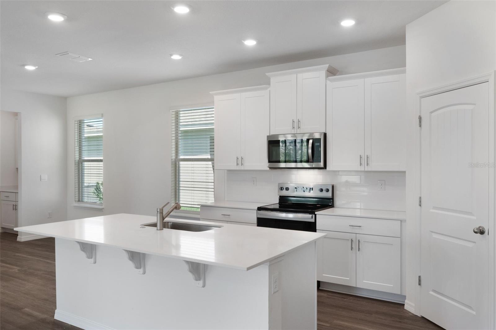 WATERLEIGH - Residential