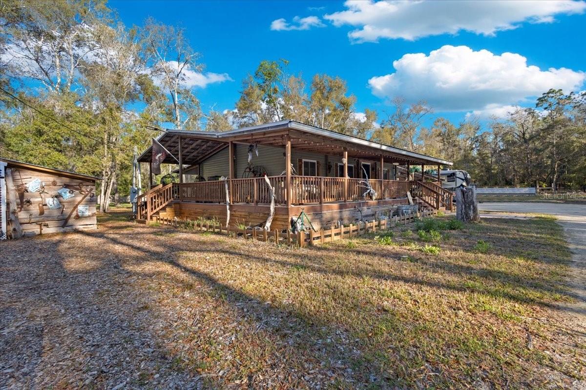 SUWANNEE OAKS SUB - Residential
