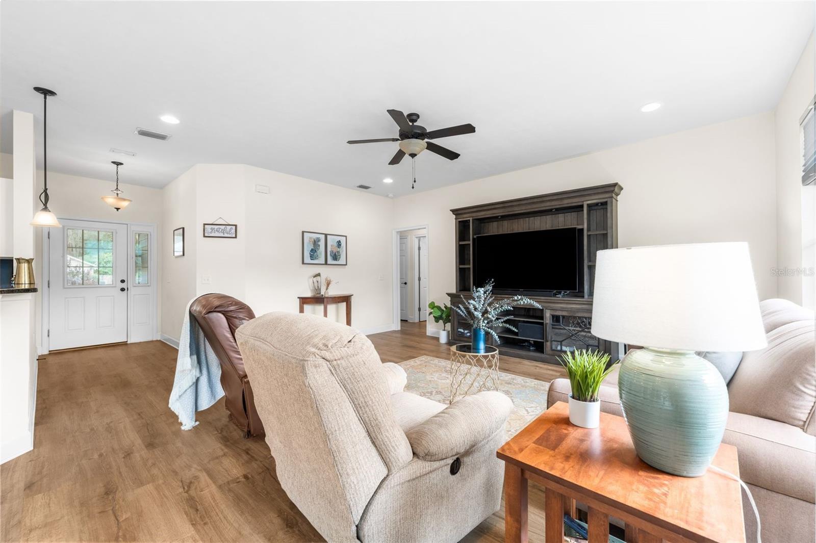 SAVANNAH STATION - Residential