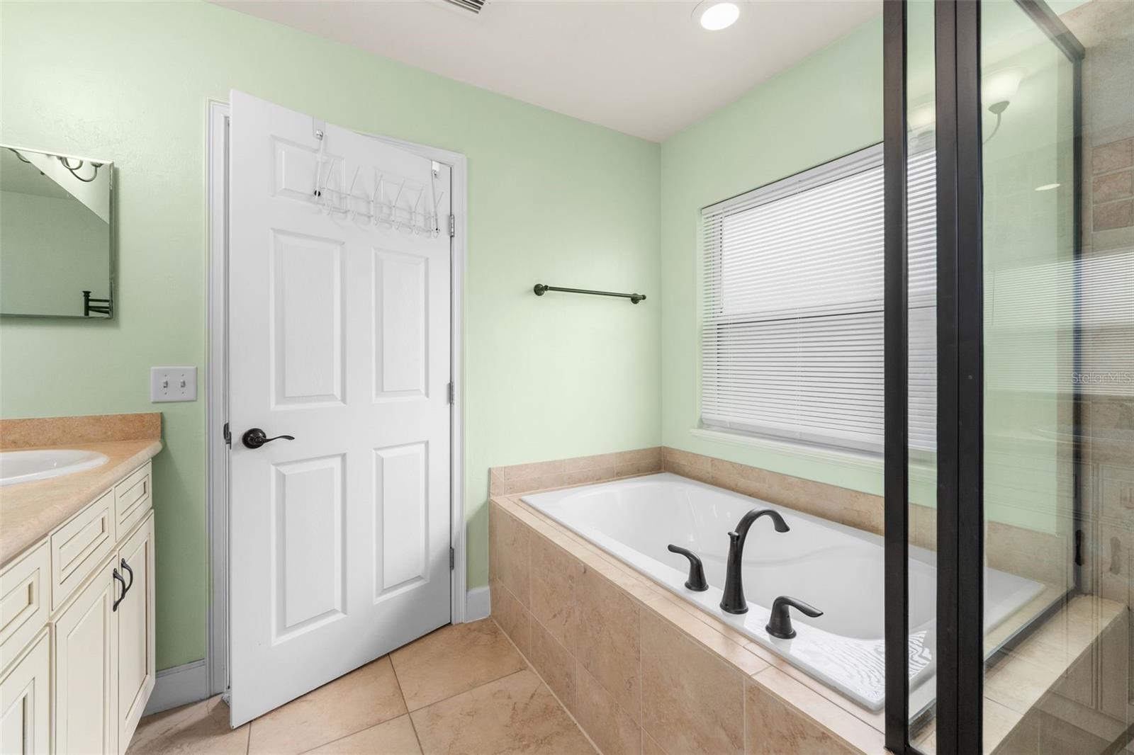 SAVANNAH STATION - Residential