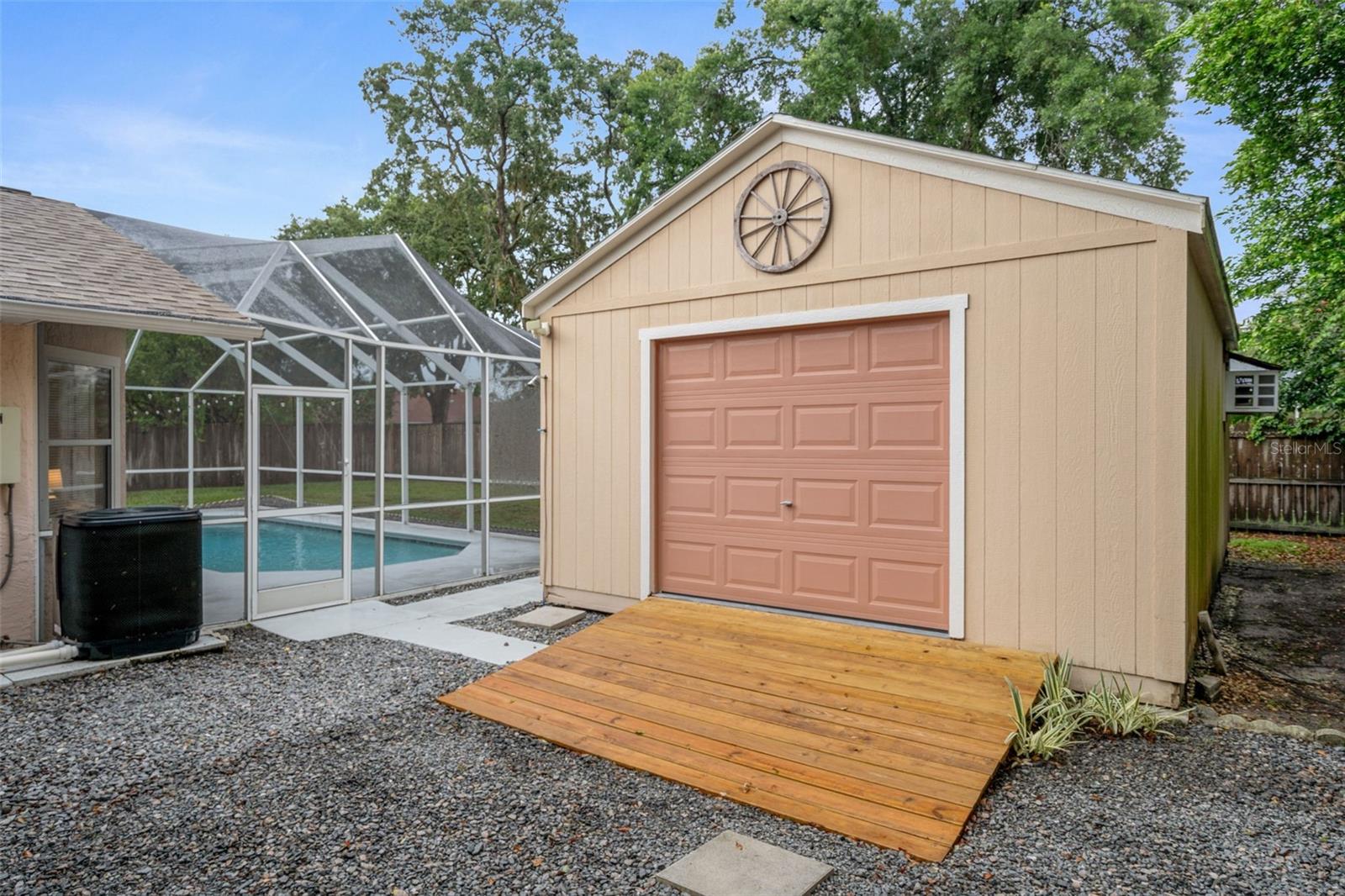 SPRING HILL - Residential