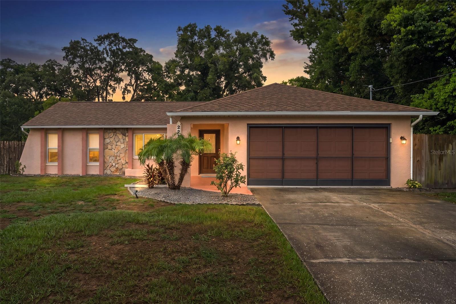 SPRING HILL - Residential