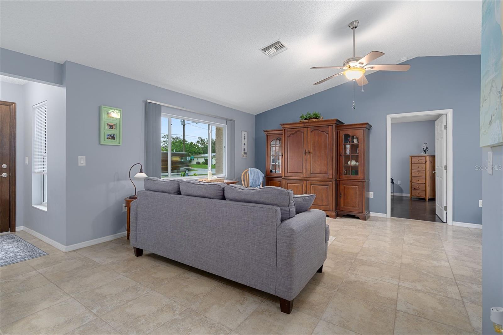 SPRING HILL - Residential