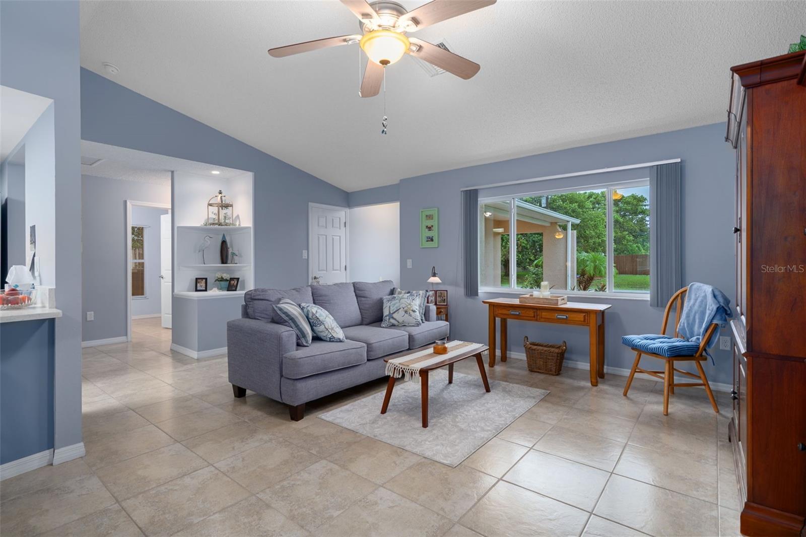 SPRING HILL - Residential
