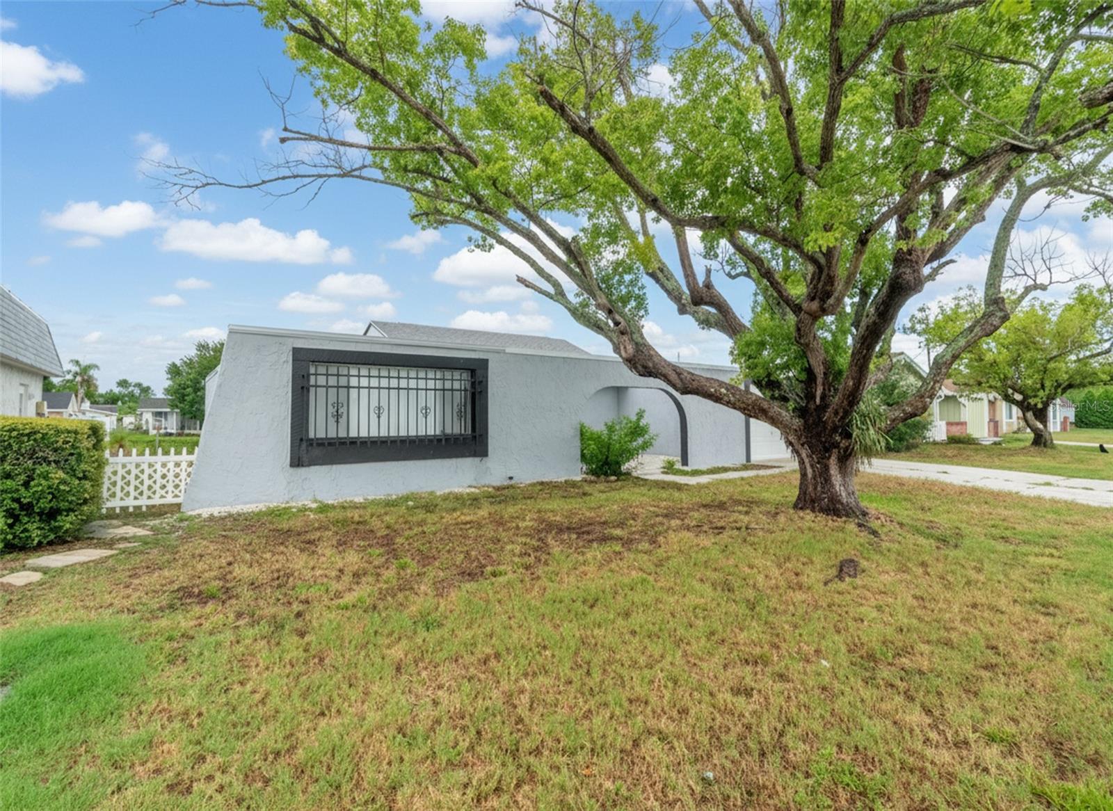 BEACON SQUARE - Residential