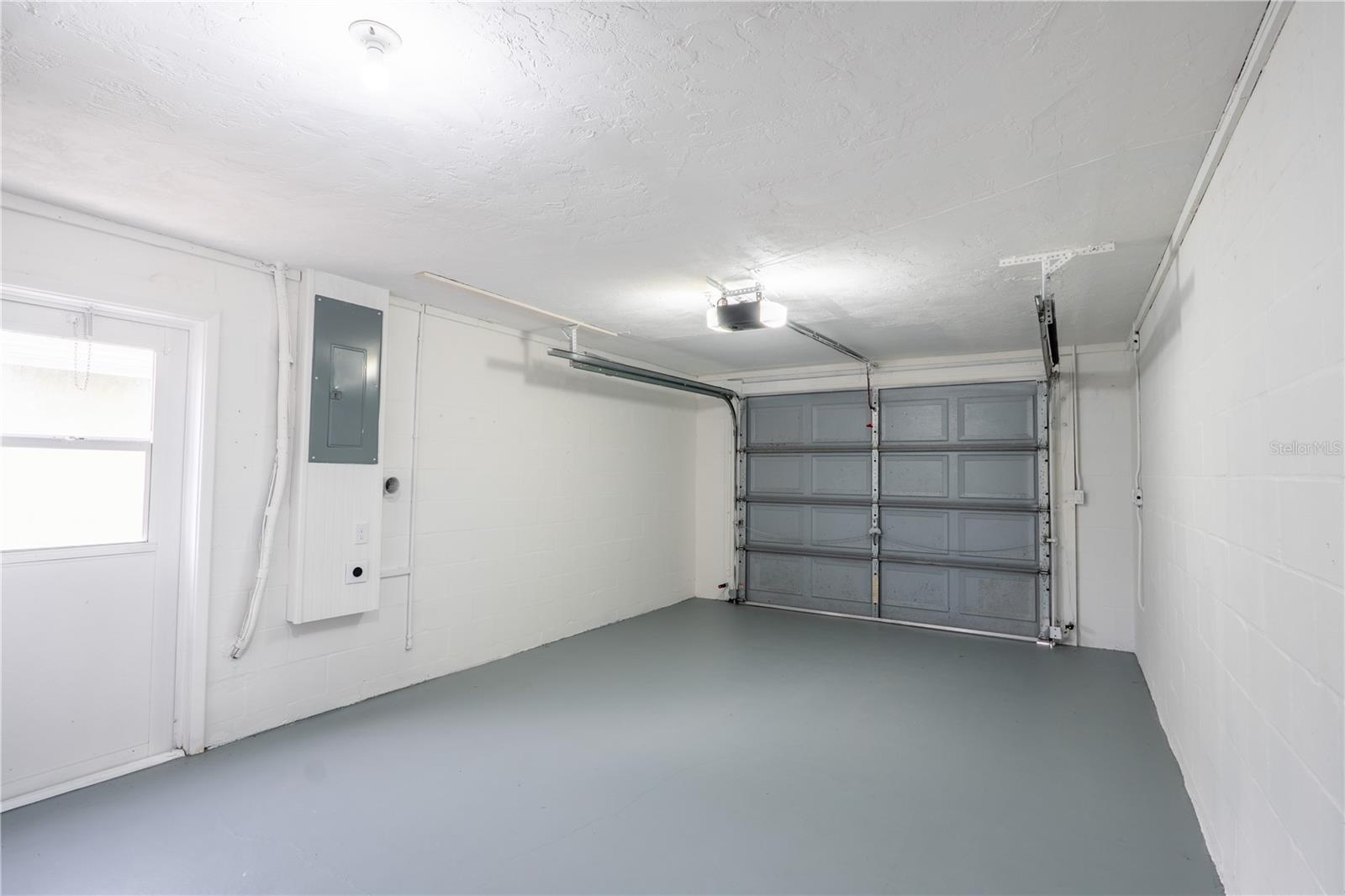 BEACON SQUARE - Residential